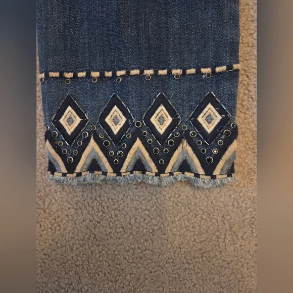 Driftwood Colette Cropped Embroidered Jeans - Picture 5 of 6